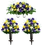 2 Bouquets with Vases & Saddle